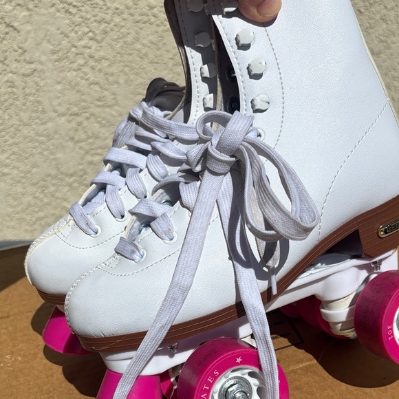 ChicagoSkates White Roller Skates with Pink Wheels size 5 - Picture 6 of 7